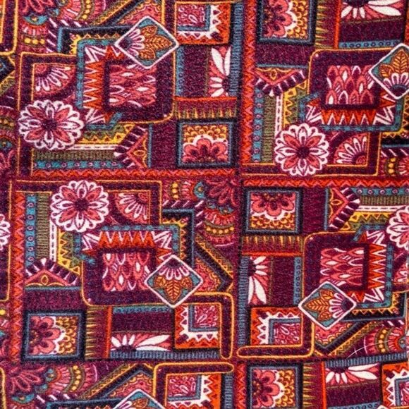 0241 LuLaRoe Size OS Leggings Red and Cranberry Boxes and Flowers Print … - Picture 3 of 4